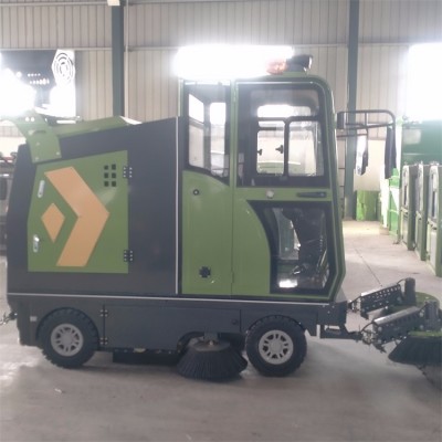 山東物流園霧炮電動(dòng)四輪掃地車電動(dòng)洗掃車廠家價(jià)格報(bào)價(jià)表